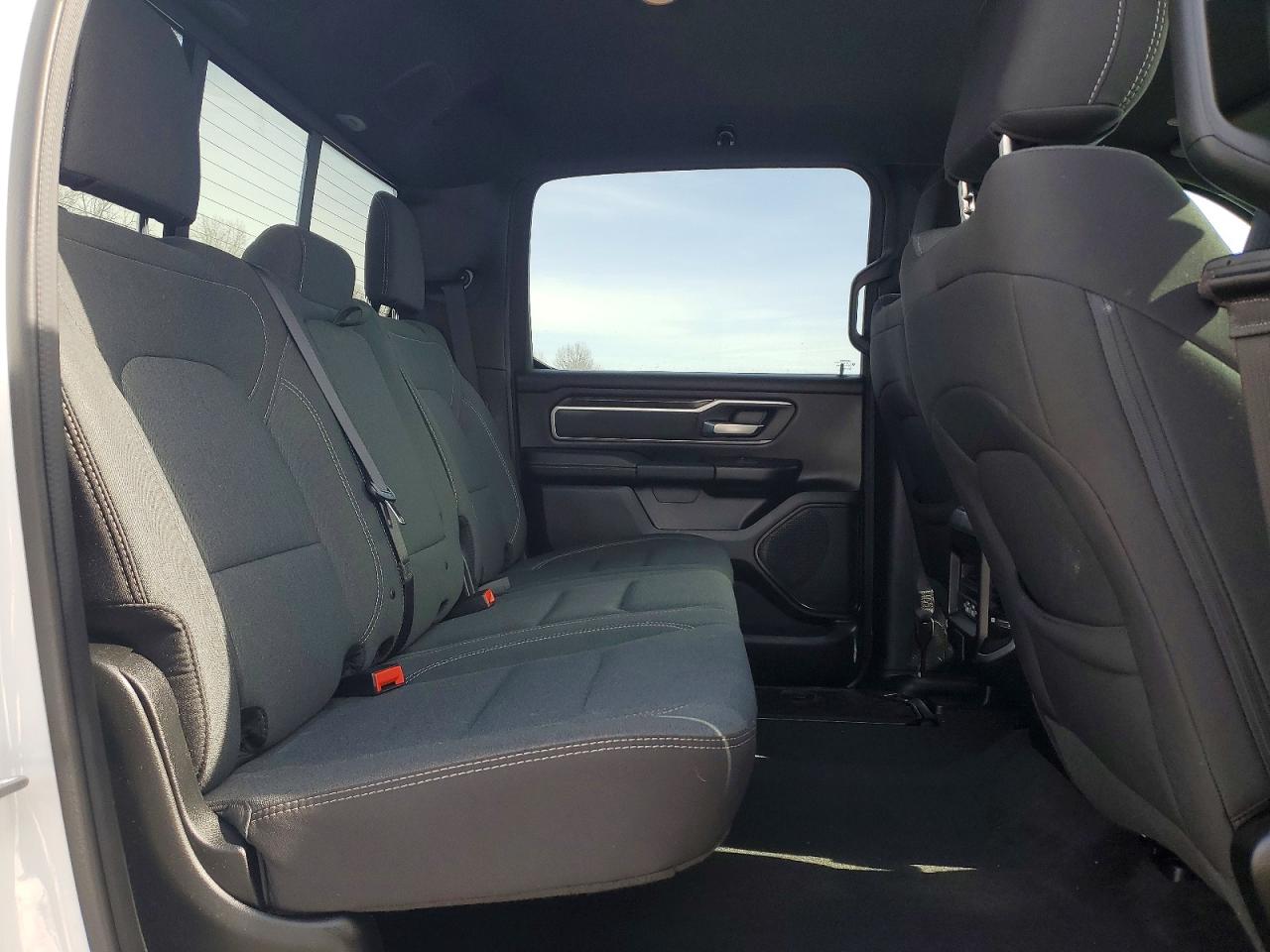 2023 RAM 1500 BIG HORN photo 28