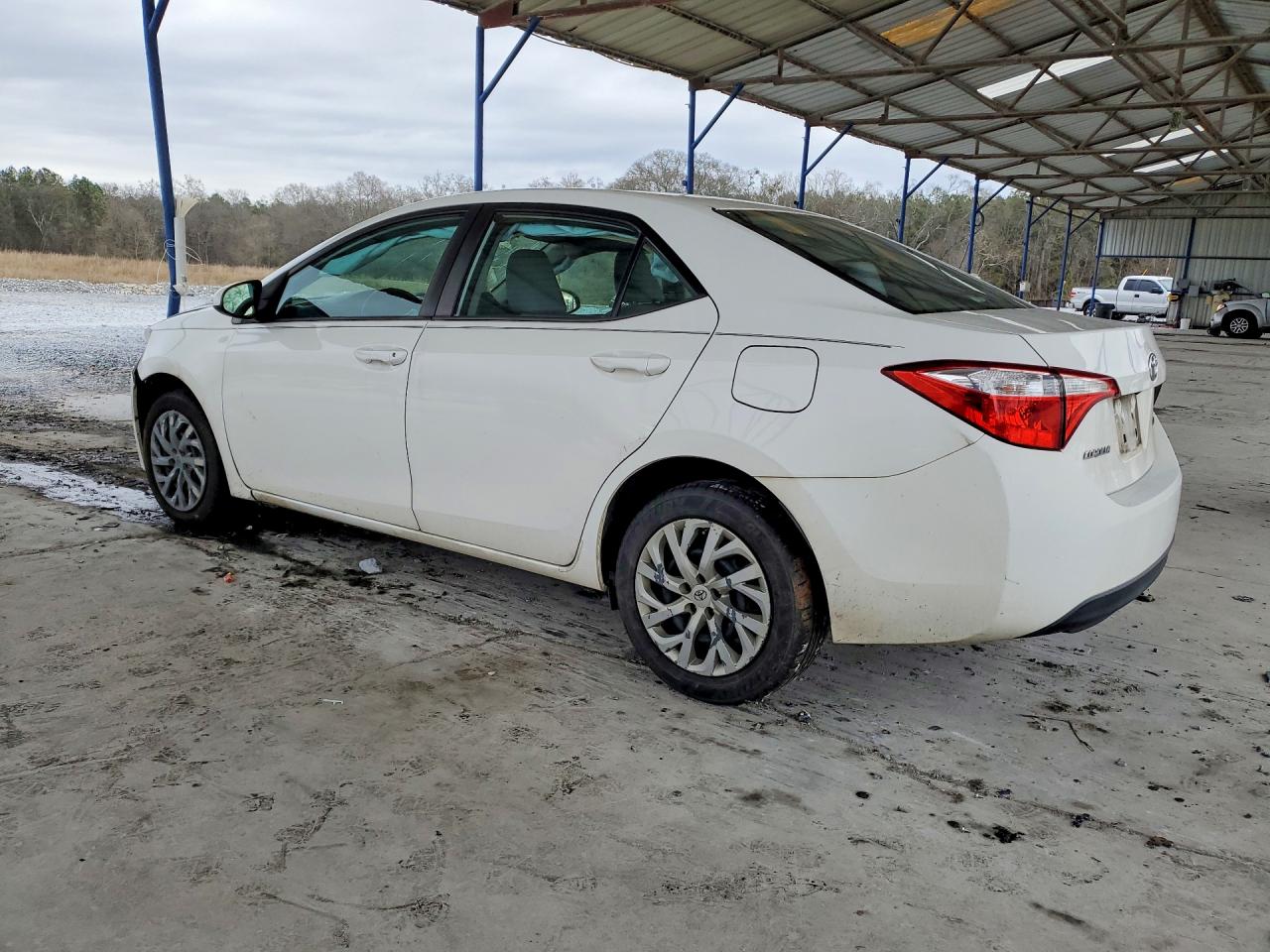2015 TOYOTA COROLLA L photo 4