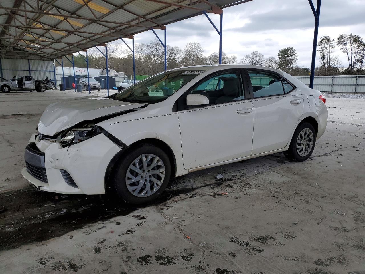 2015 TOYOTA COROLLA