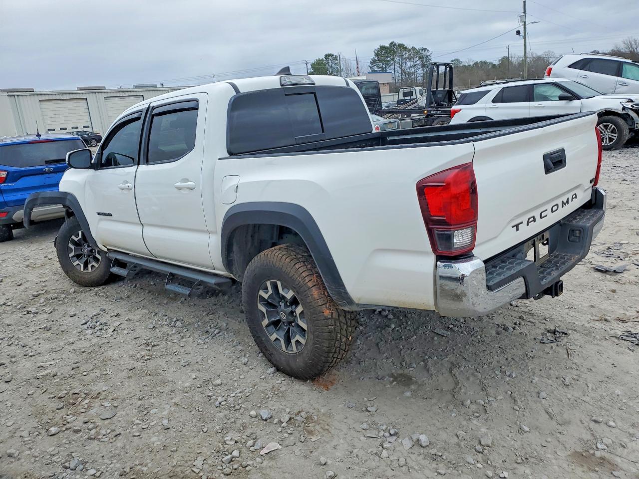 2019 TOYOTA TACOMA TRD OFF-ROAD photo 2