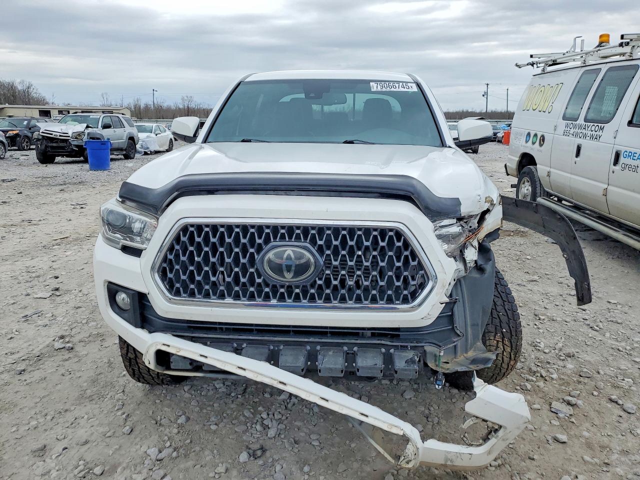 2019 TOYOTA TACOMA TRD OFF-ROAD photo 5