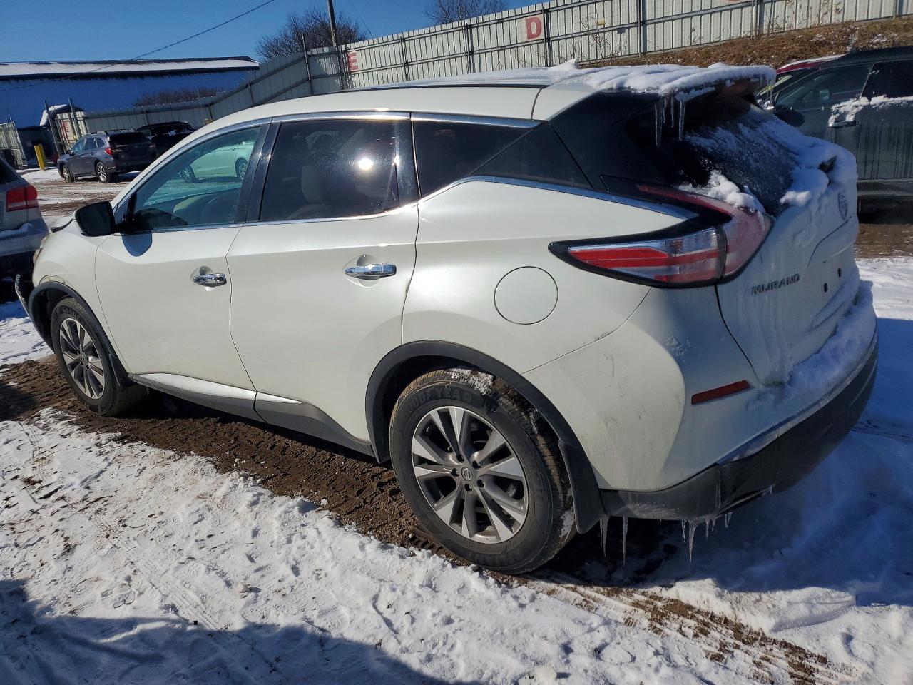 2015 NISSAN MURANO S photo 4
