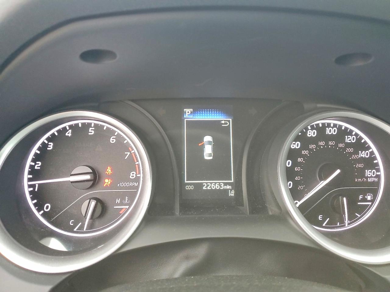 2024 TOYOTA CAMRY LE photo 9