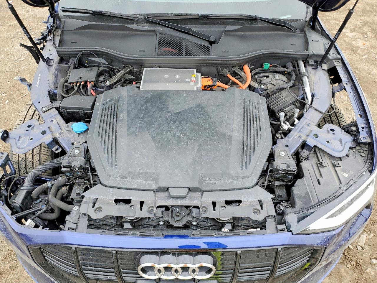 2022 AUDI E-TRON PREMIUM photo 23