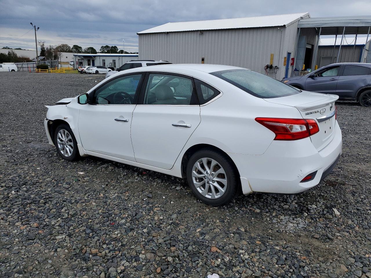 2017 NISSAN SENTRA S photo 2