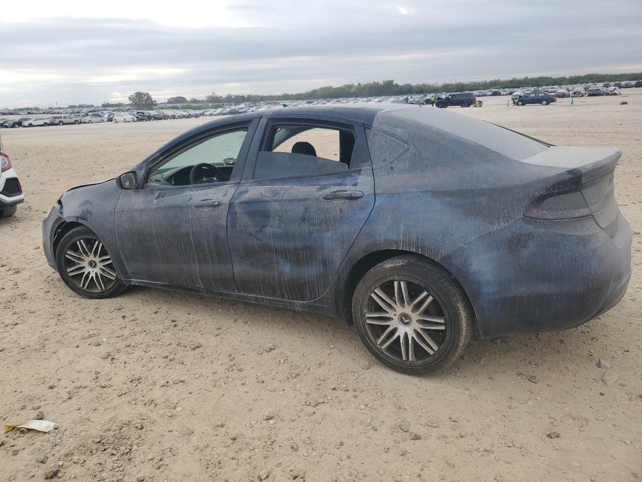 2015 DODGE DART SE photo 3
