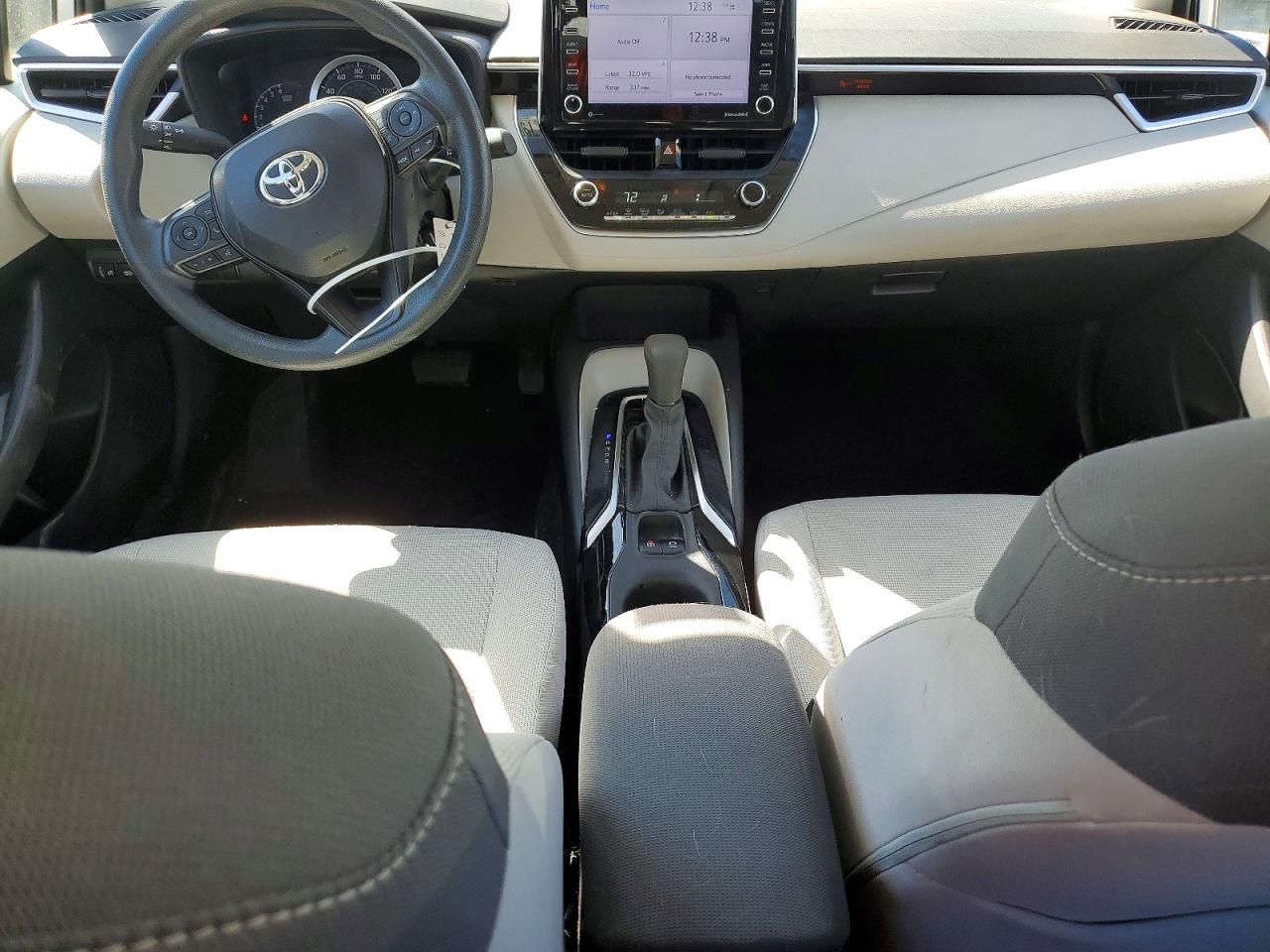 2021 TOYOTA COROLLA LE photo 22