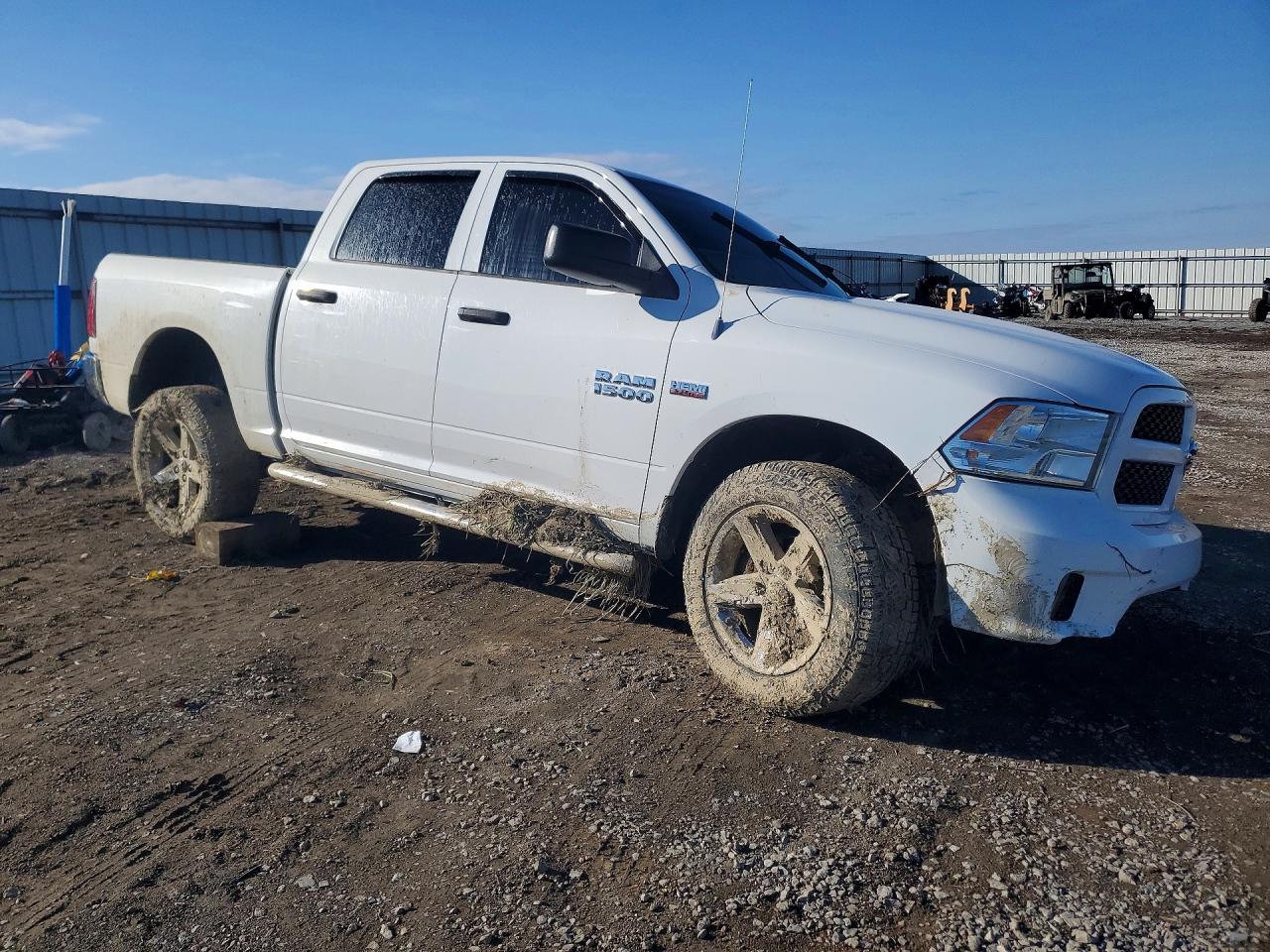2014 RAM 1500 ST photo 4