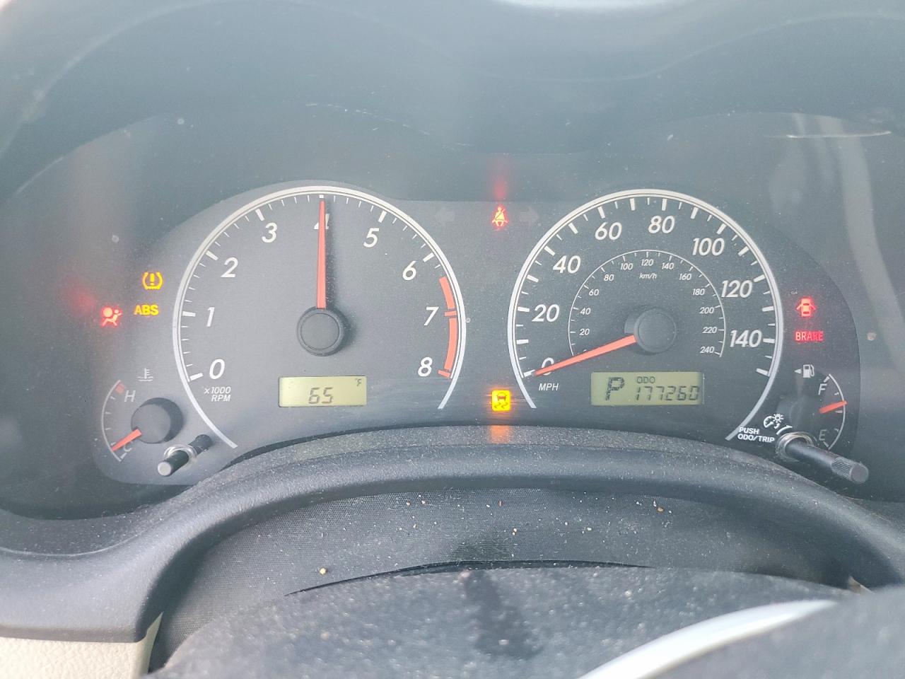 2011 TOYOTA COROLLA LE photo 9