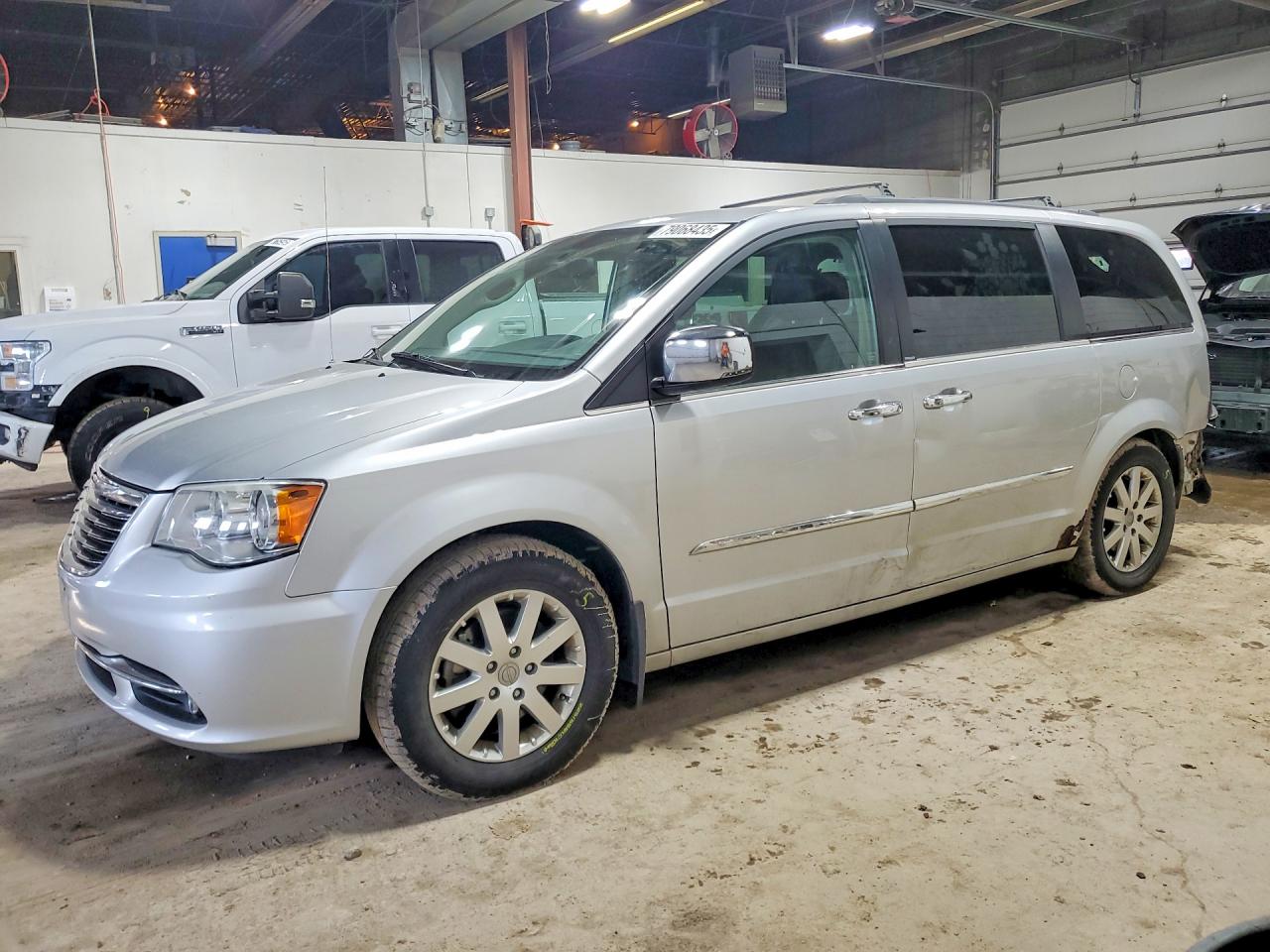 2012 CHRYSLER TOWN & COUNTRY