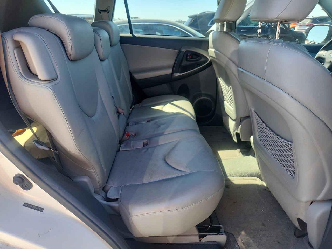 2009 TOYOTA RAV4 LIMITED photo 28