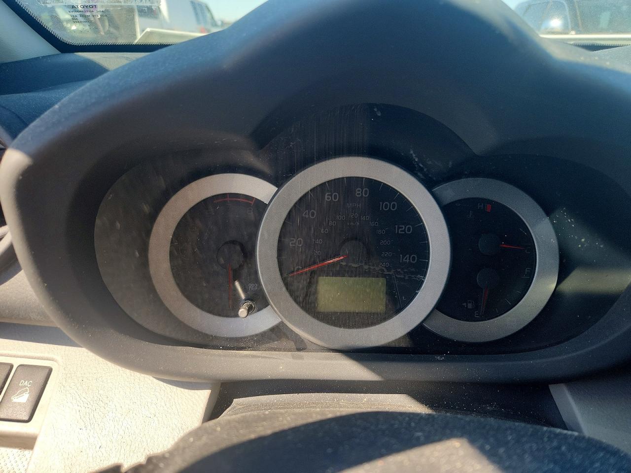 2009 TOYOTA RAV4 LIMITED photo 25