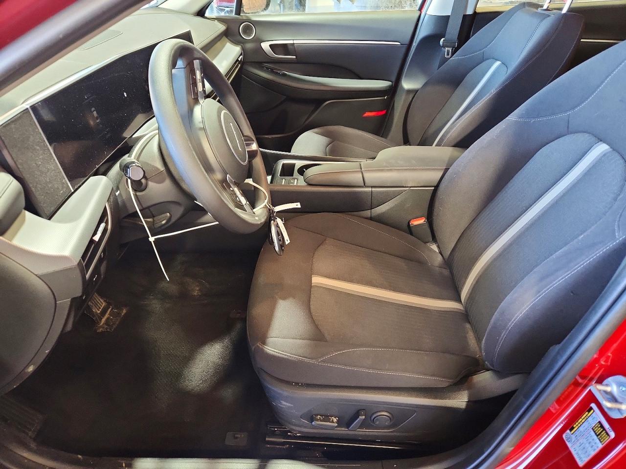 2024 HYUNDAI SONATA SEL photo 7