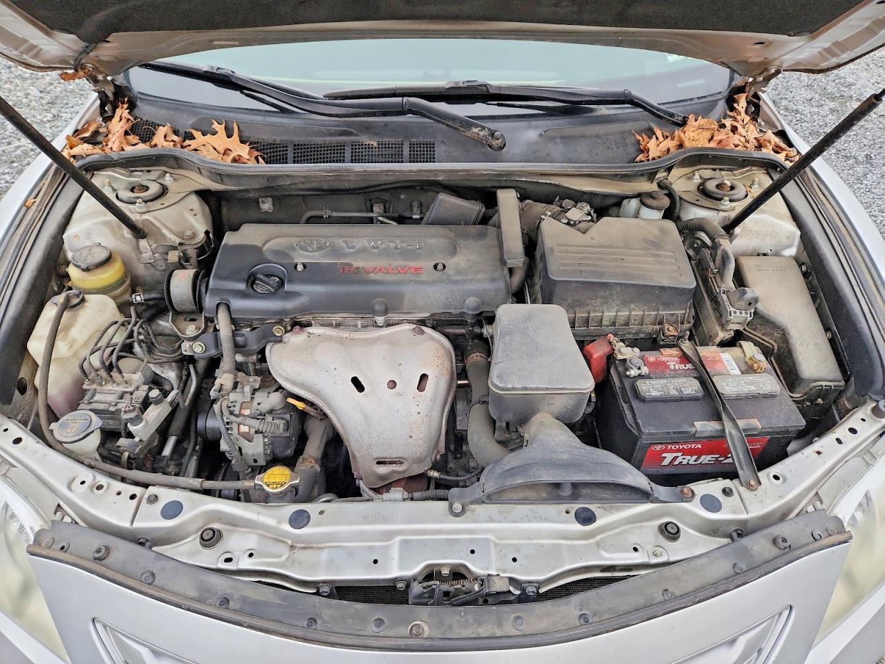 2009 TOYOTA CAMRY LE photo 11