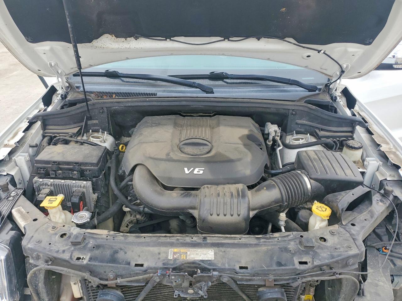 2015 JEEP GRAND CHEROKEE LIMITED photo 31