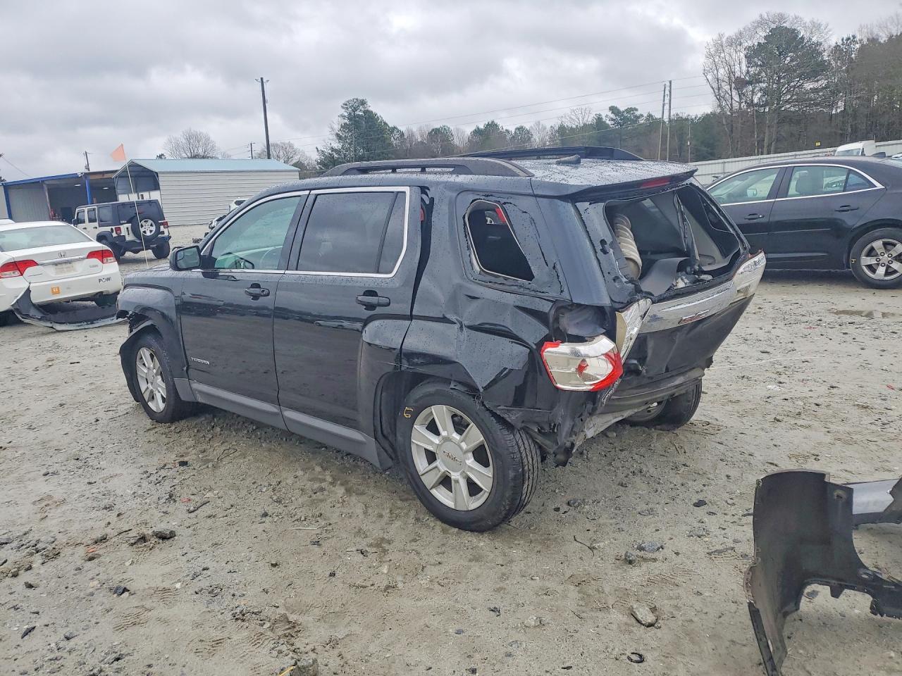 2013 GMC TERRAIN SLE photo 4