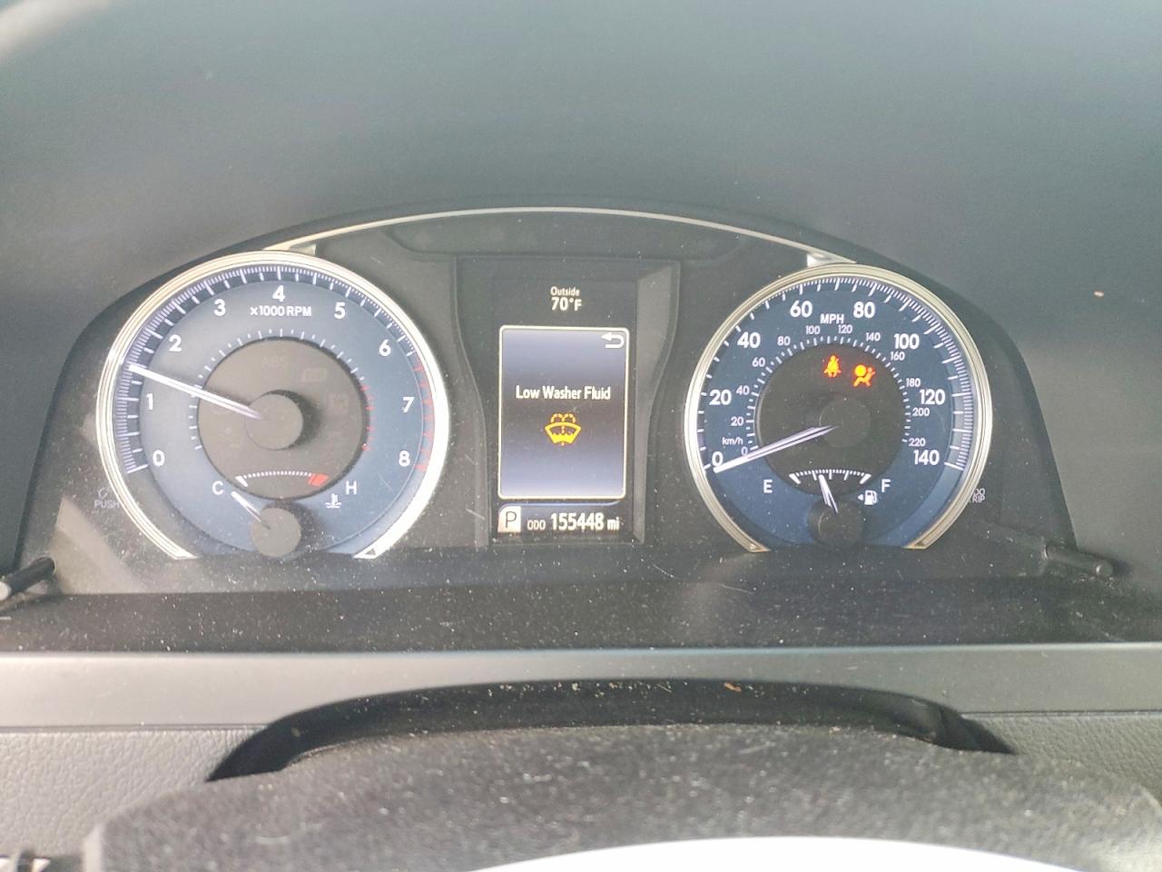 2016 TOYOTA CAMRY LE photo 25