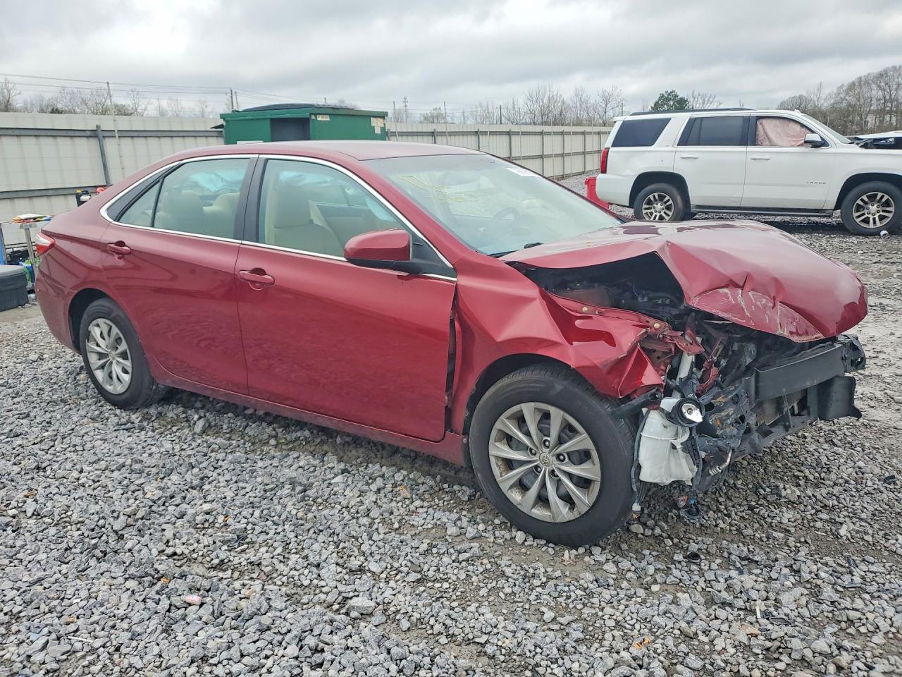 2016 TOYOTA CAMRY LE photo 10