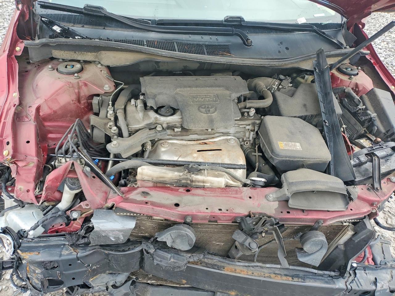 2016 TOYOTA CAMRY LE photo 31
