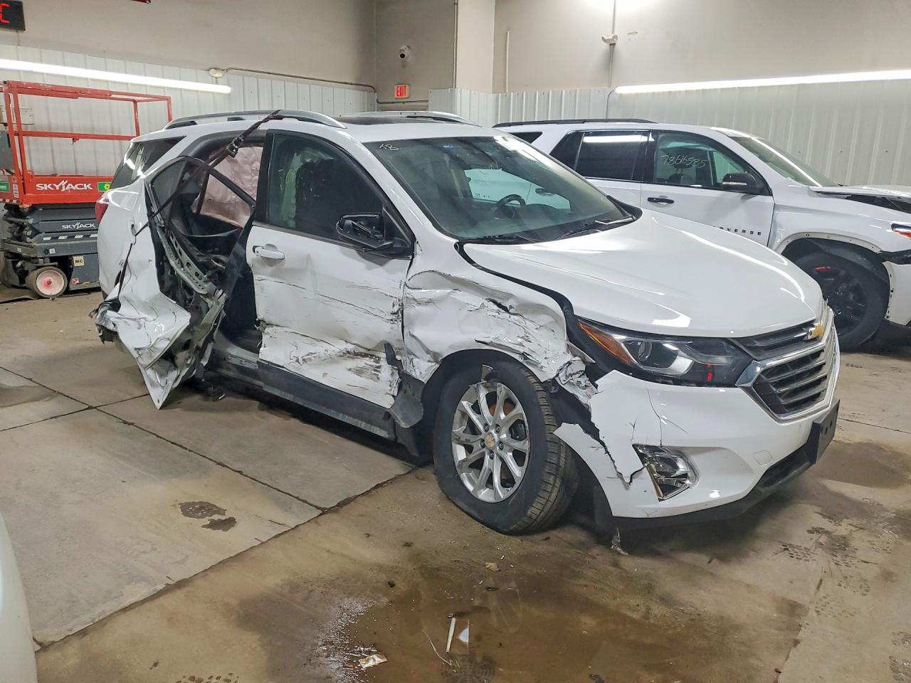 2020 CHEVROLET EQUINOX LT photo 7