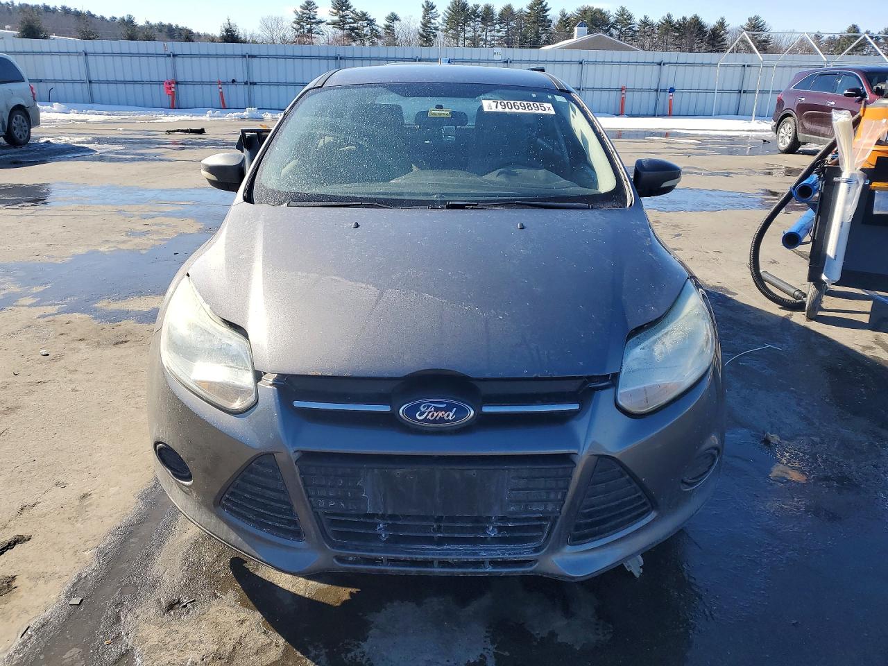 2014 FORD FOCUS SE photo 5