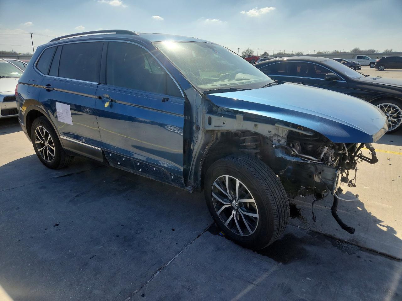 2020 VOLKSWAGEN TIGUAN SE photo 7