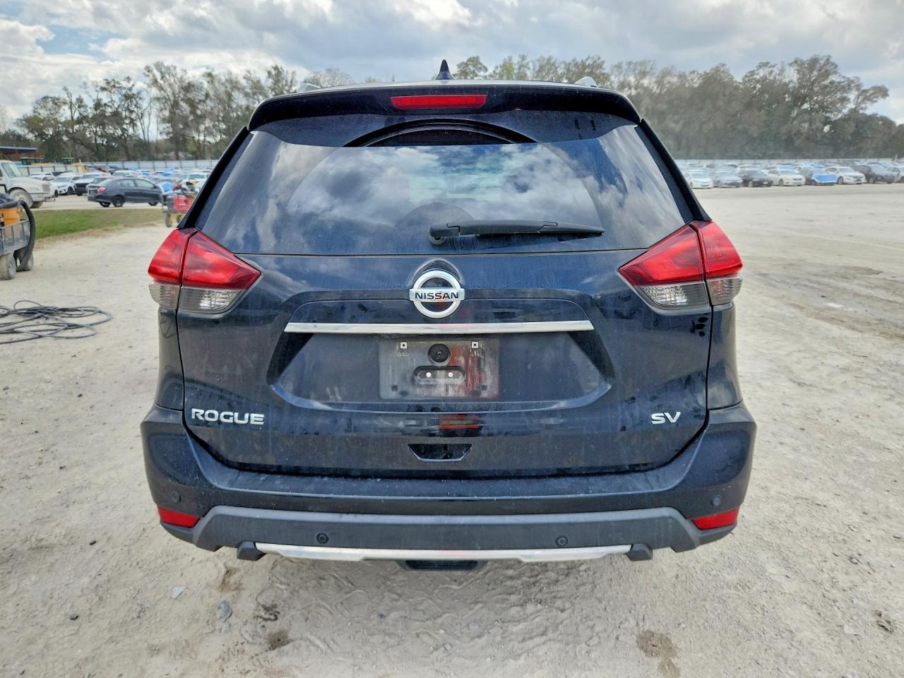 2019 NISSAN ROGUE SV photo 16