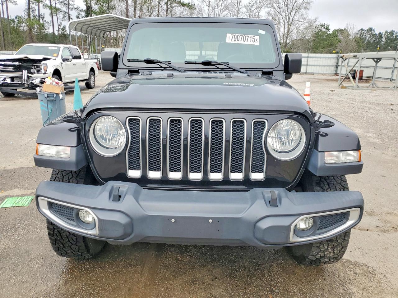 2018 JEEP WRANGLER UNLIMITED SAHARA photo 5