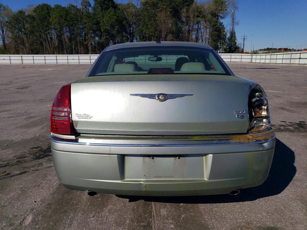 2006 CHRYSLER 300C photo 11