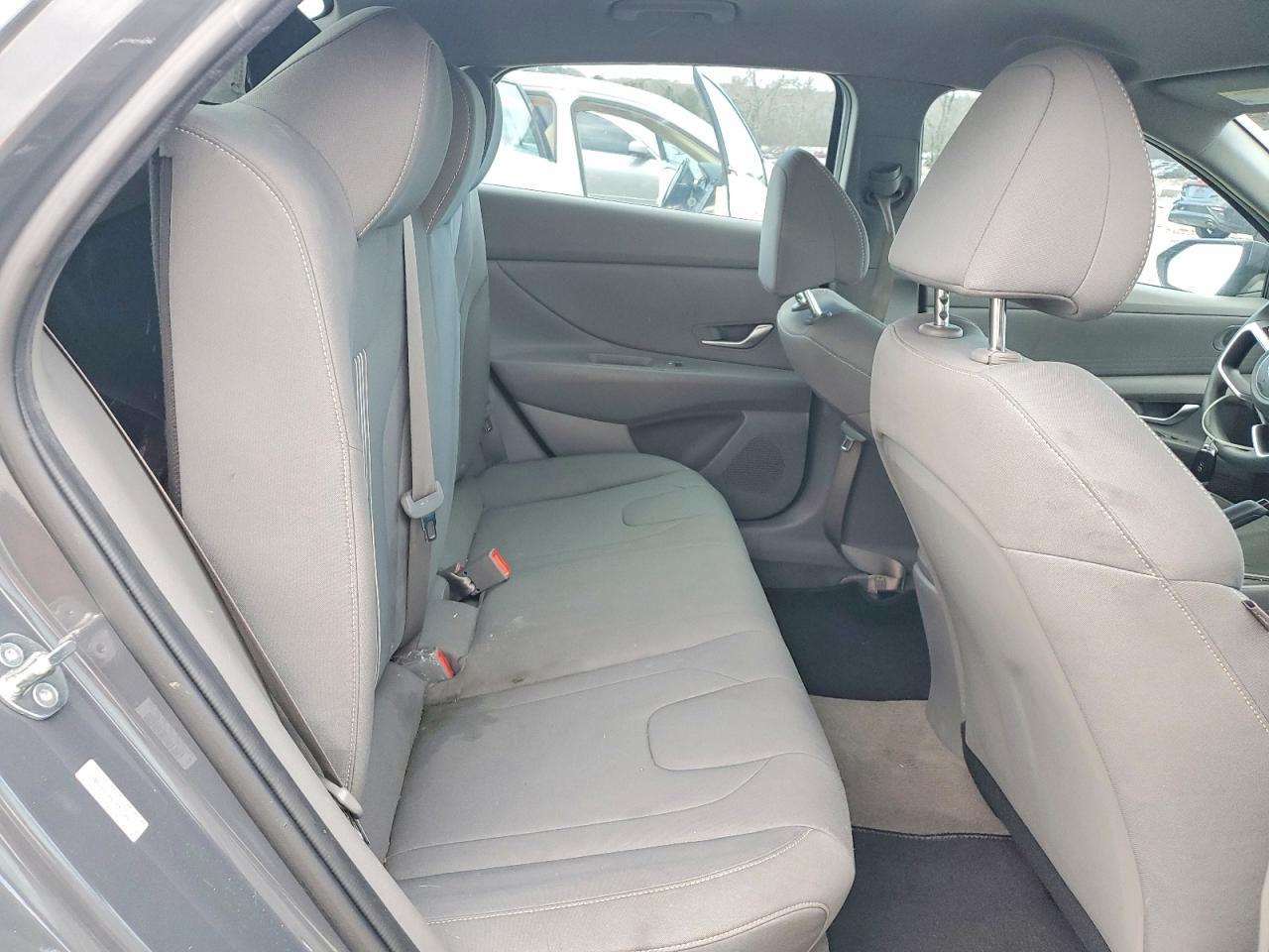 2023 HYUNDAI ELANTRA SEL photo 28