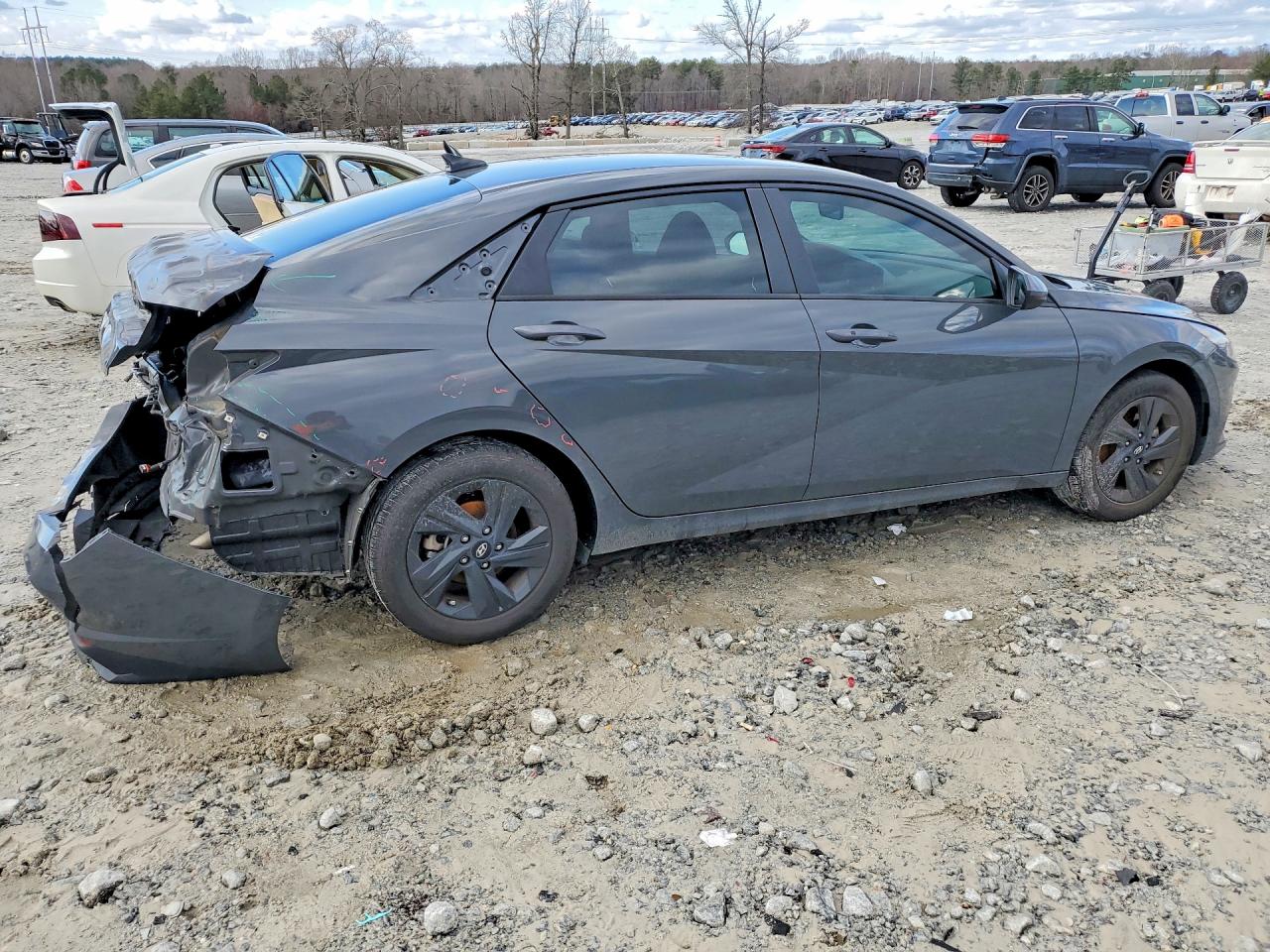 2023 HYUNDAI ELANTRA SEL photo 7