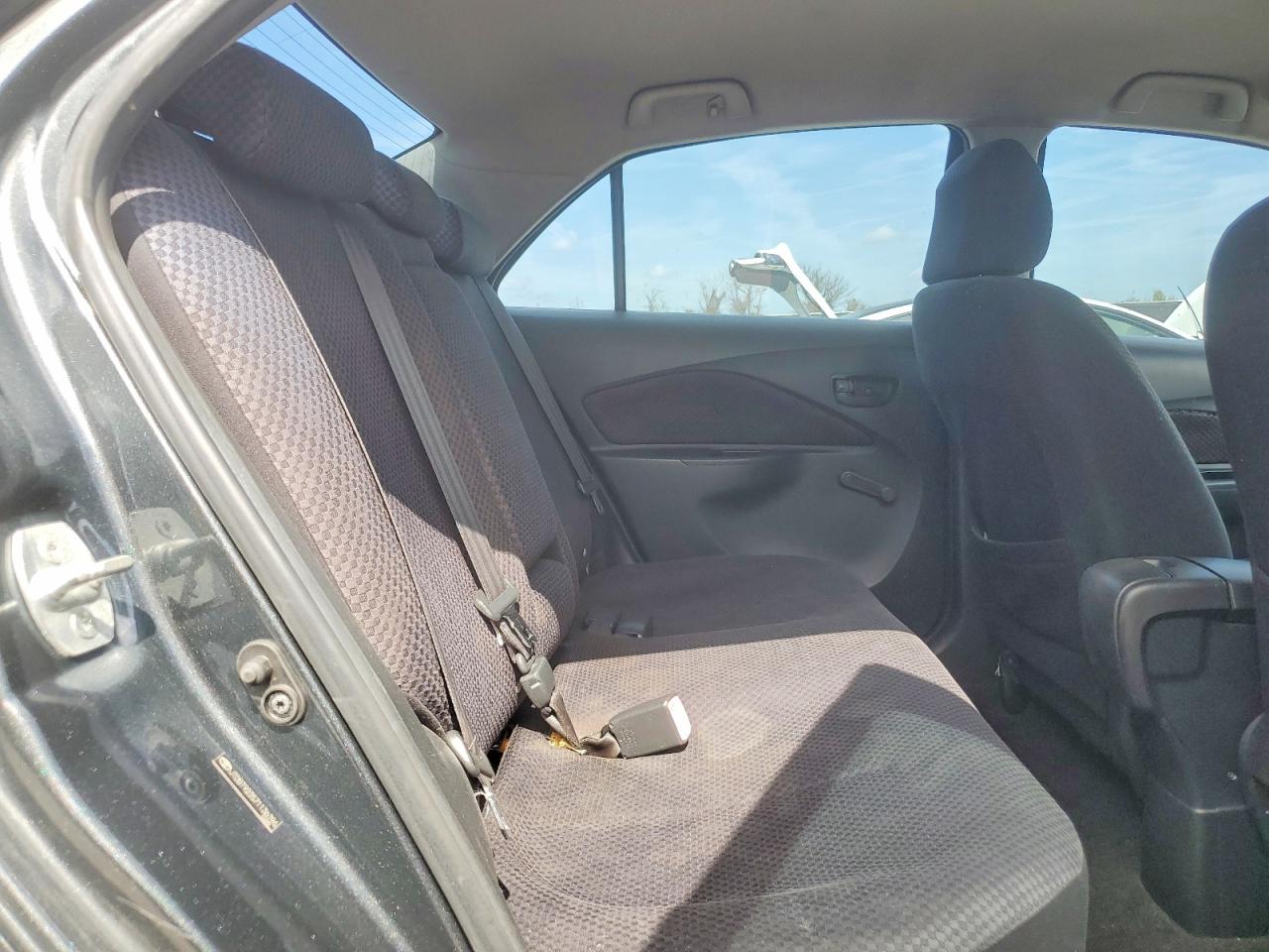 2007 TOYOTA YARIS BASE photo 19