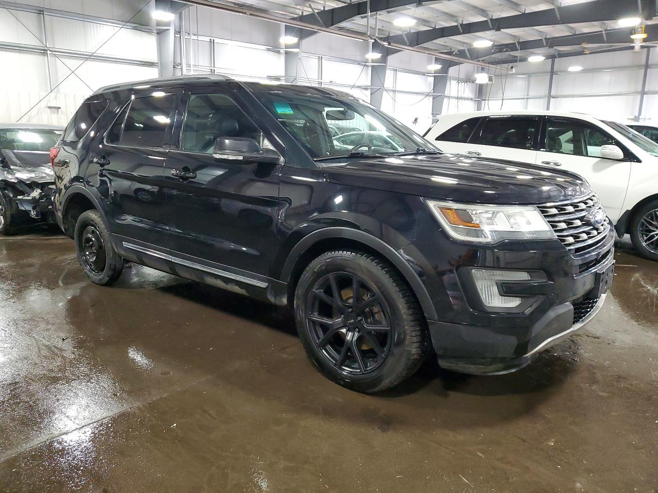 2017 FORD EXPLORER XLT photo 7