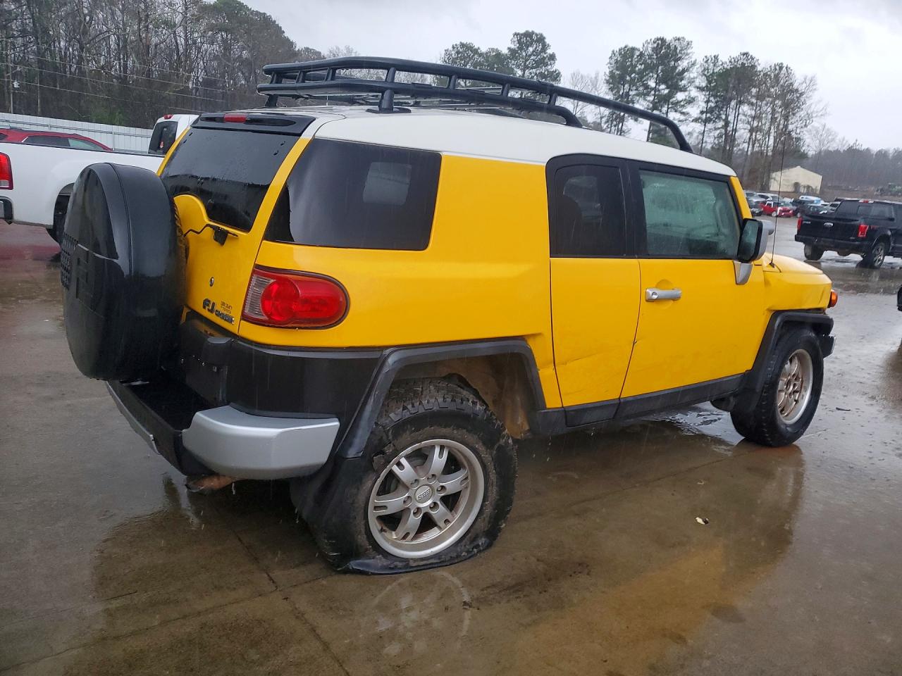 2007 TOYOTA FJ CRUISER BASE photo 5