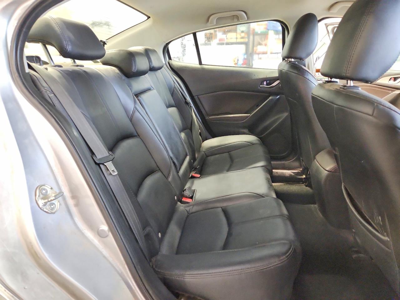 2018 MAZDA 3 TOURING photo 28