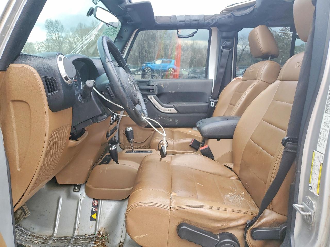 2011 JEEP WRANGLER UNLIMITED SAHARA photo 13