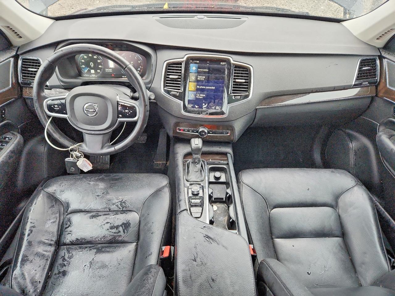 2017 VOLVO XC90 T6 photo 8
