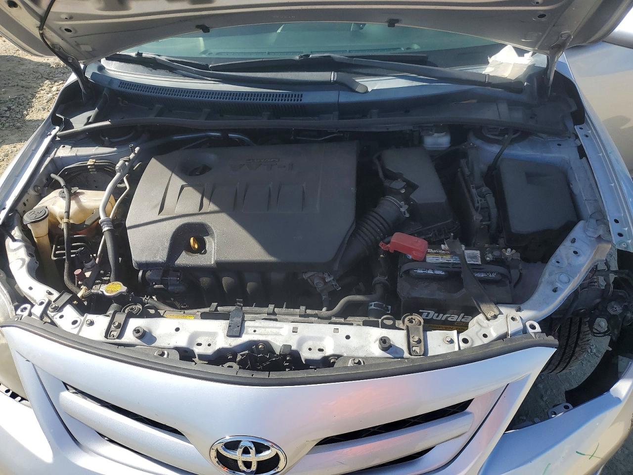 2011 TOYOTA COROLLA LE photo 11
