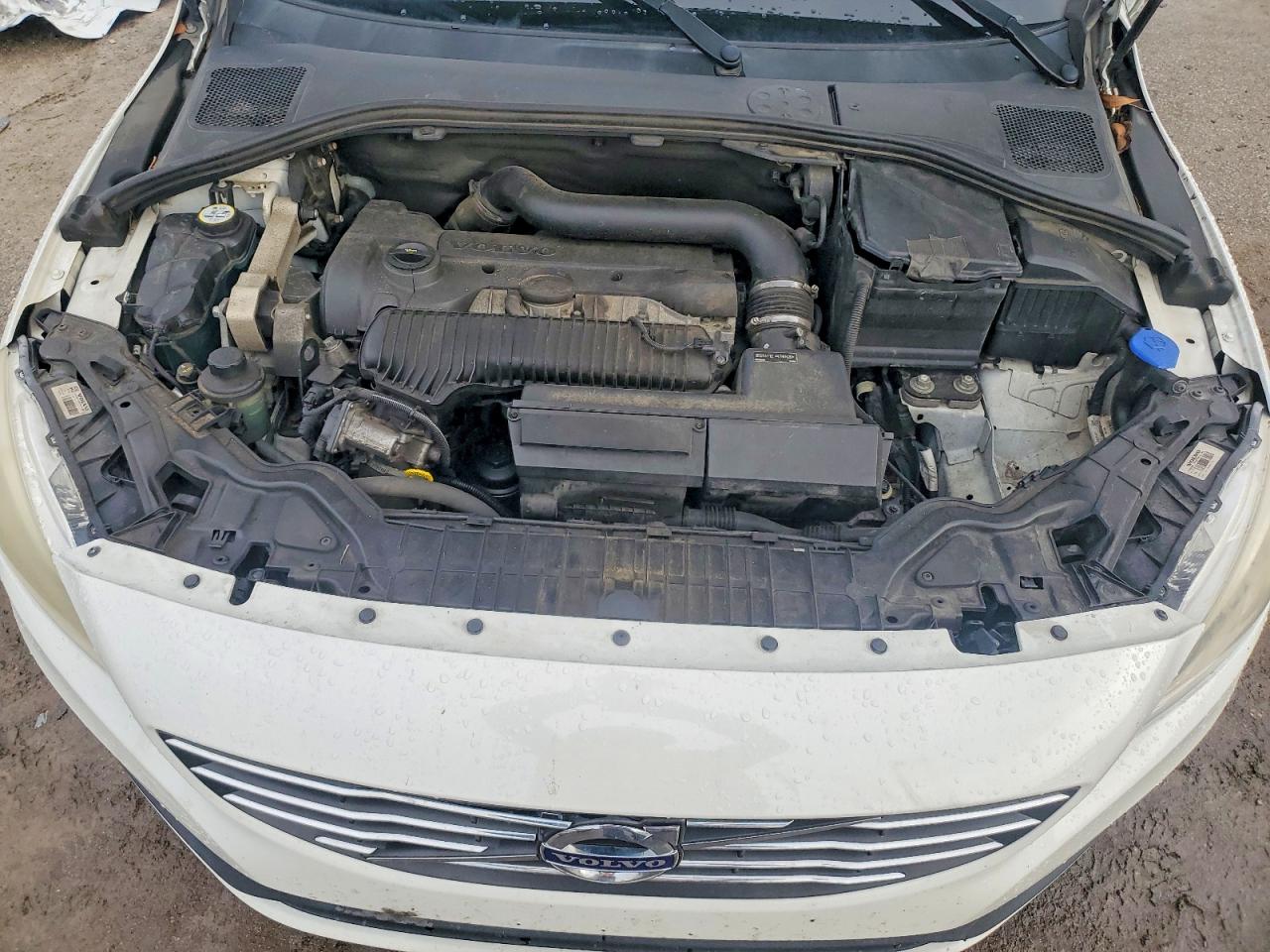 2016 VOLVO S60 PREMIER photo 11