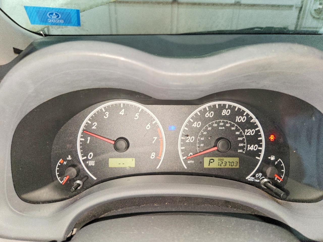 2010 TOYOTA COROLLA LE photo 9