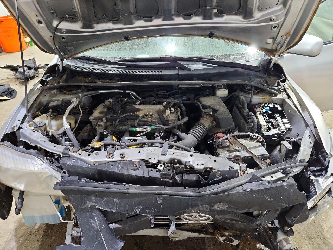 2010 TOYOTA COROLLA LE photo 11