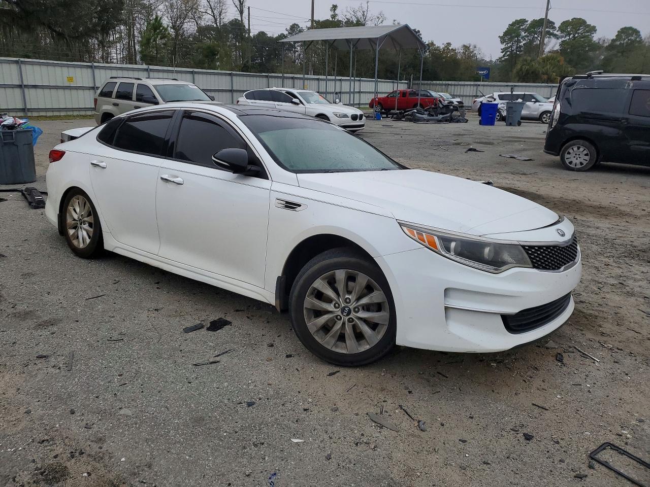 2017 KIA OPTIMA EX photo 7