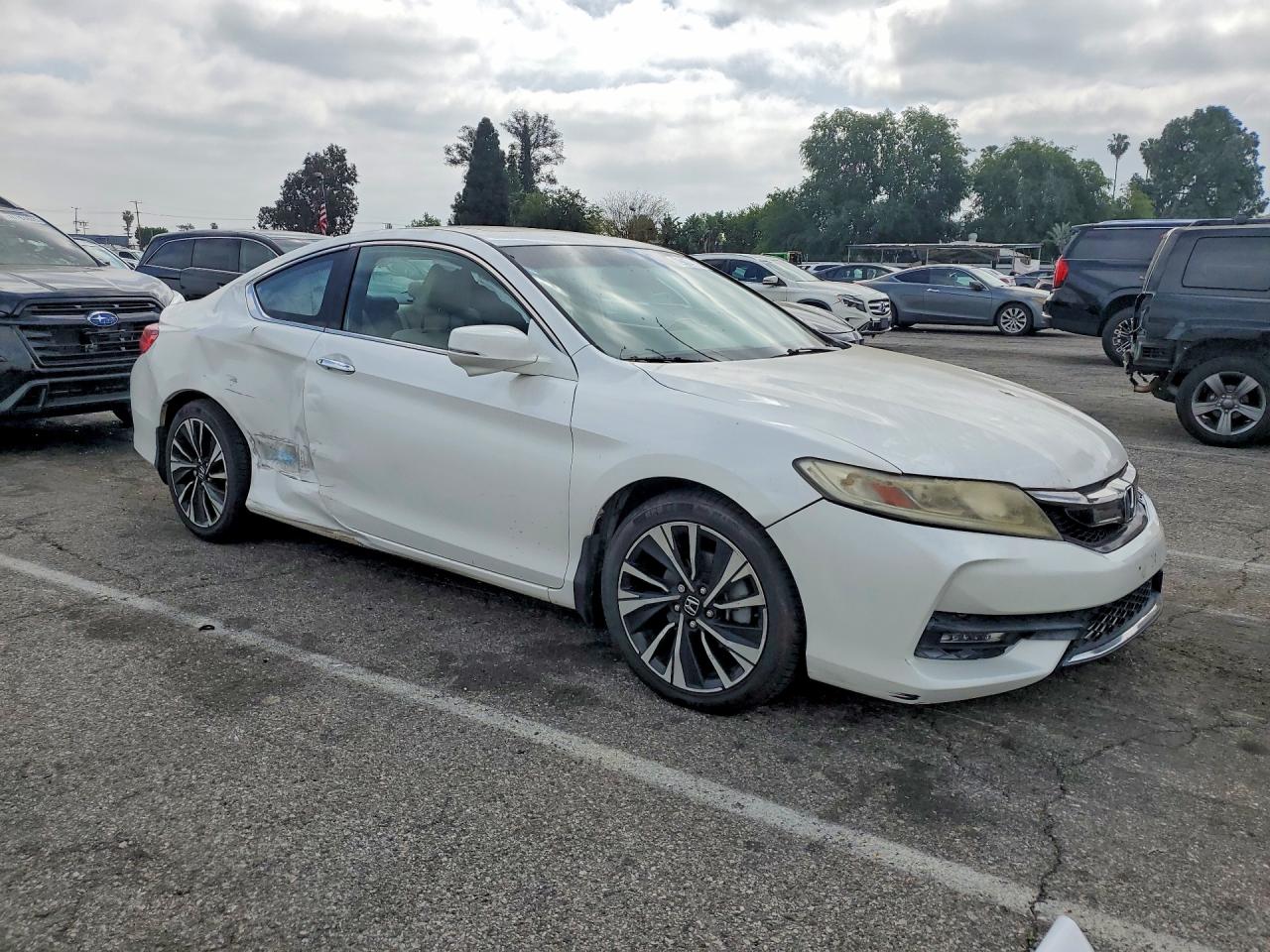 2016 HONDA ACCORD EXL photo 4