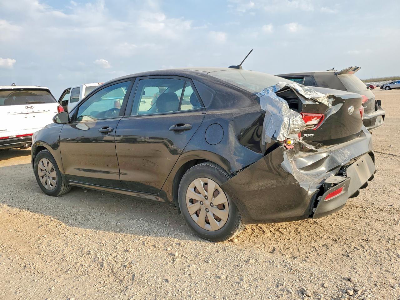 2018 KIA RIO LX photo 2