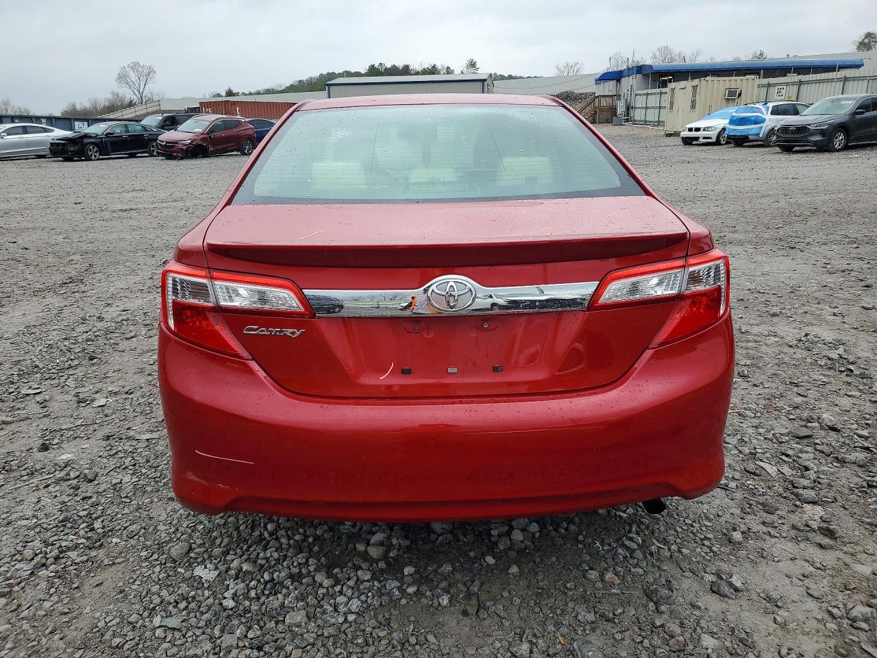 2012 TOYOTA CAMRY L photo 6