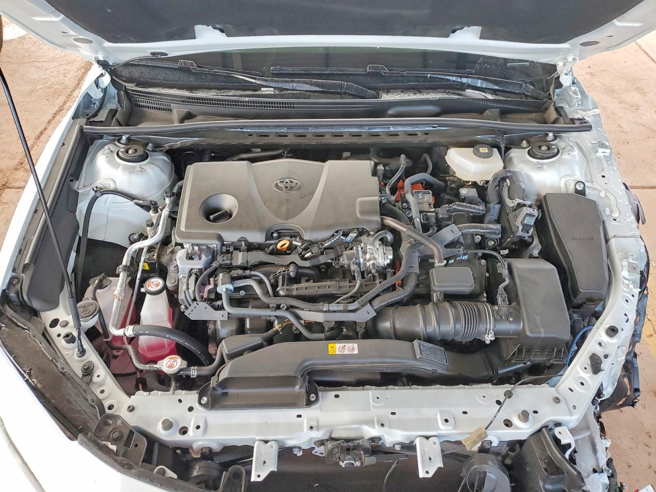 2025 TOYOTA CAMRY LE photo 21