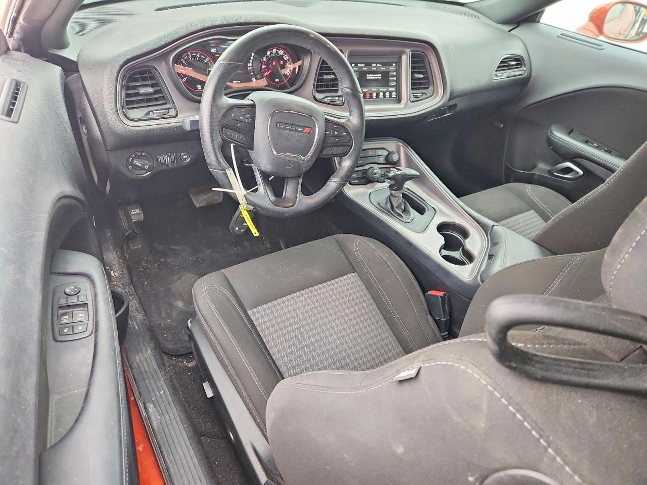 2023 DODGE CHALLENGER SXT photo 15