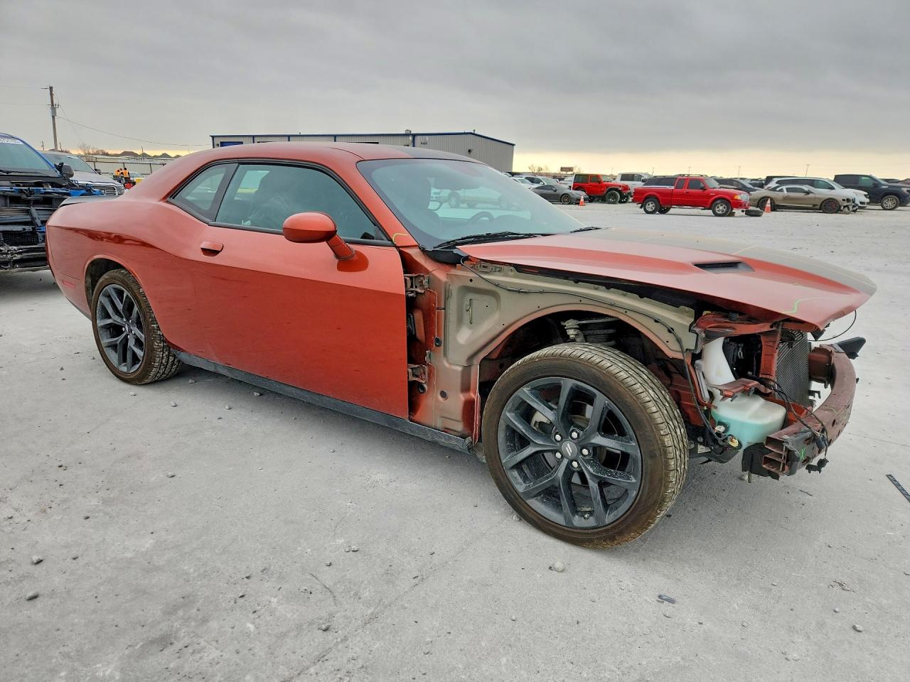 2023 DODGE CHALLENGER SXT photo 7