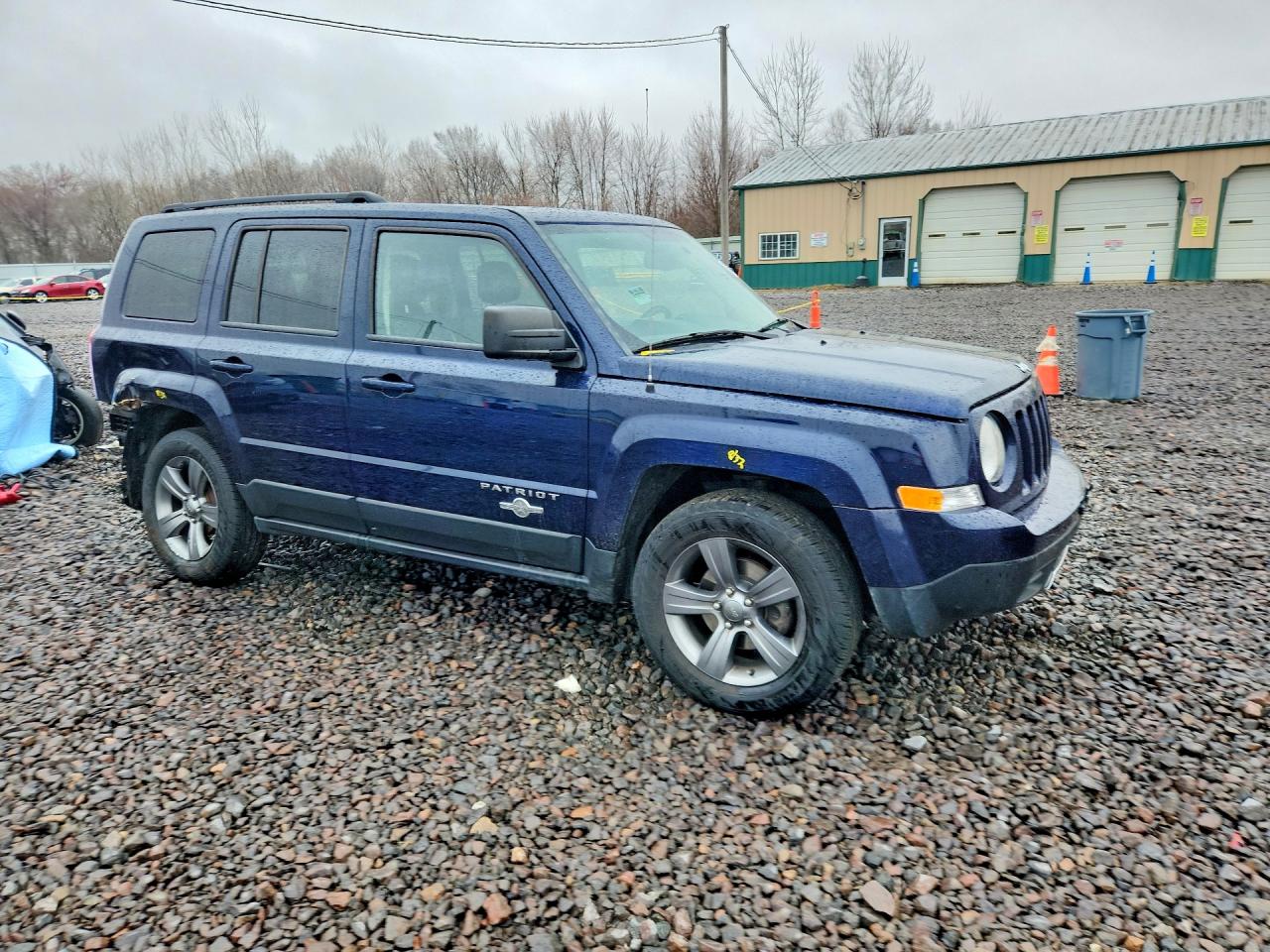 2014 JEEP PATRIOT LATITUDE photo 4