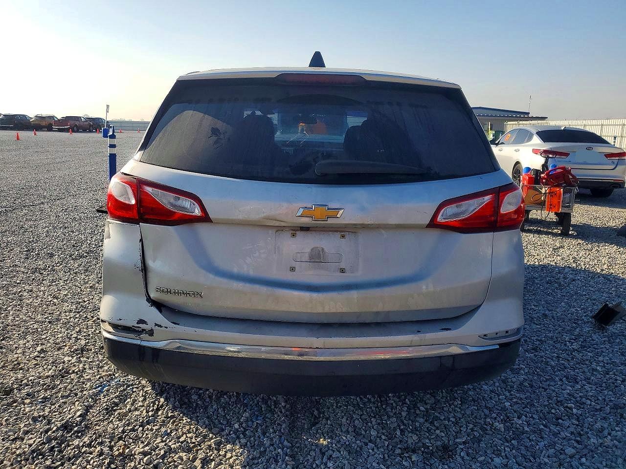 2018 CHEVROLET EQUINOX LS photo 11